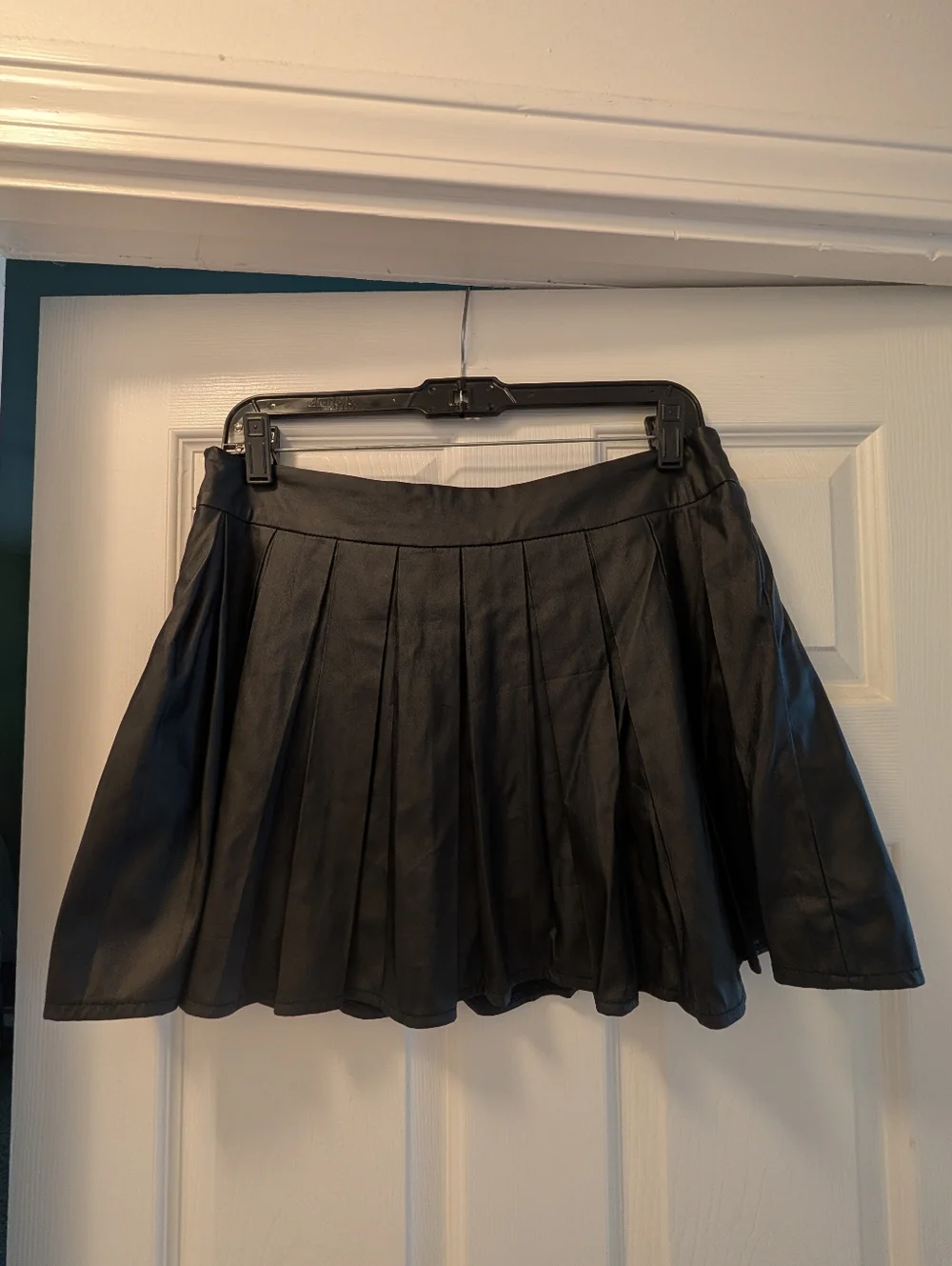 Wet Seal Black Pleated Vegan Leather Skater Skirt Size M - Picture 2 of 2
